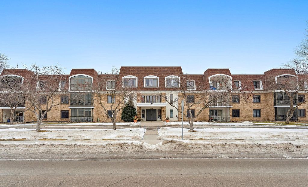 Photo of 1450 Bidwell Street #108, West Saint Paul, MN 55118 (MLS # 7008715)