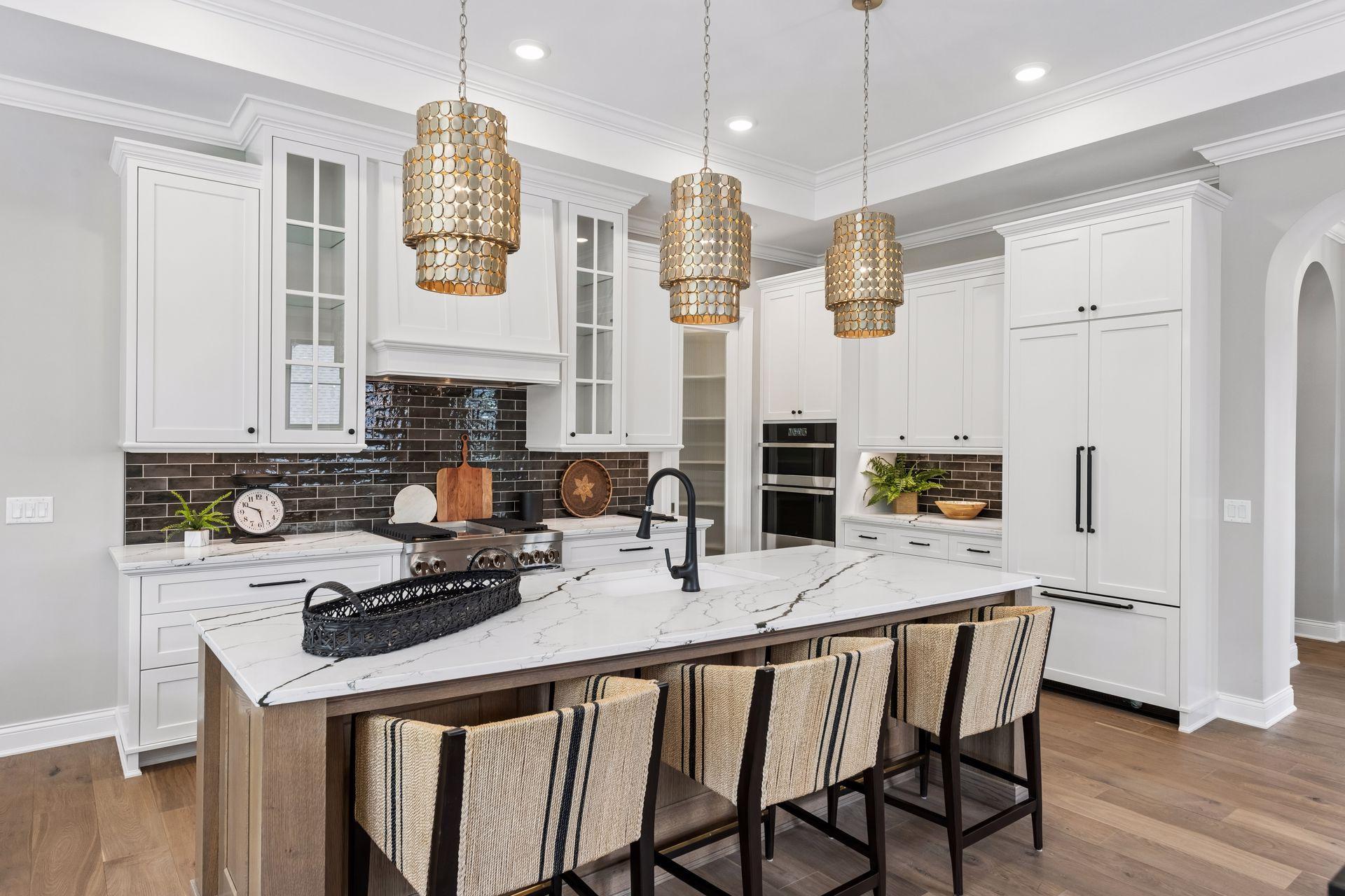 264 Wayzata Boulevard E