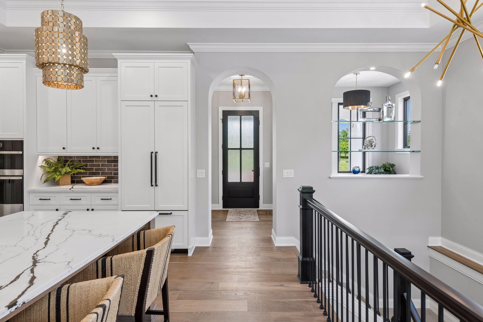 264 Wayzata Boulevard E