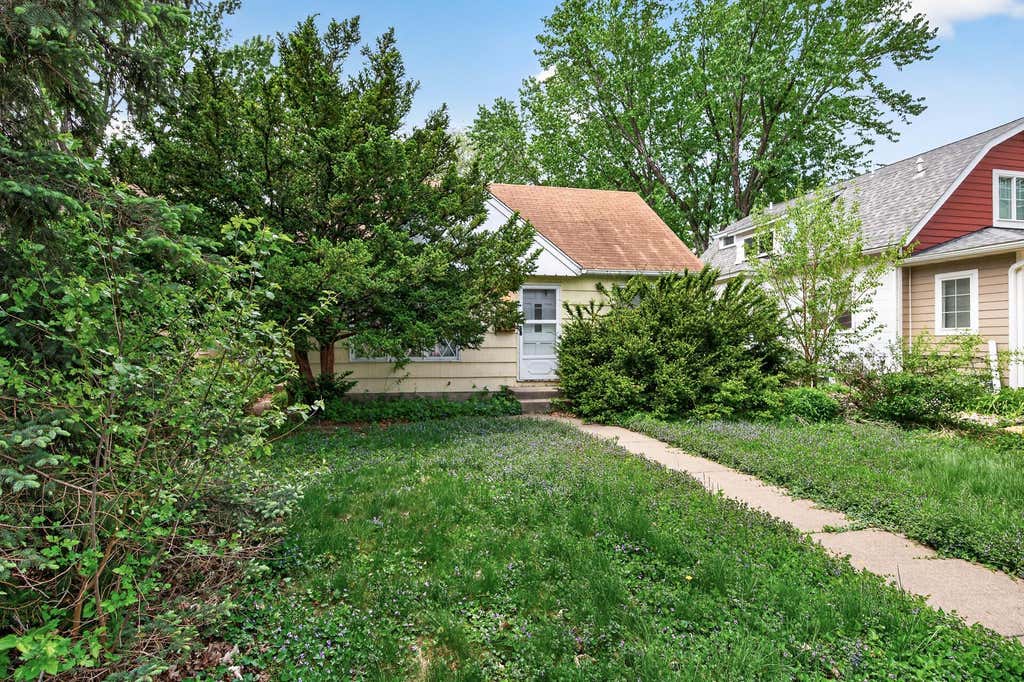 Photo of 841 20th Avenue SE, Minneapolis, MN 55414 (MLS # 7052607)