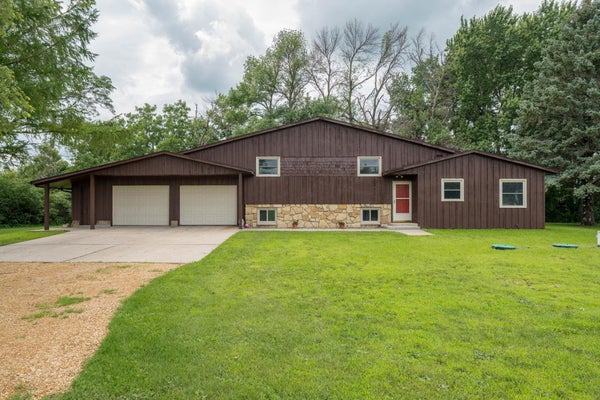 56977 142ND ST, MAPLETON, MN 56065 - Image 4276bb7cf4113eaedb7f7e5fa04a831b/3802423586