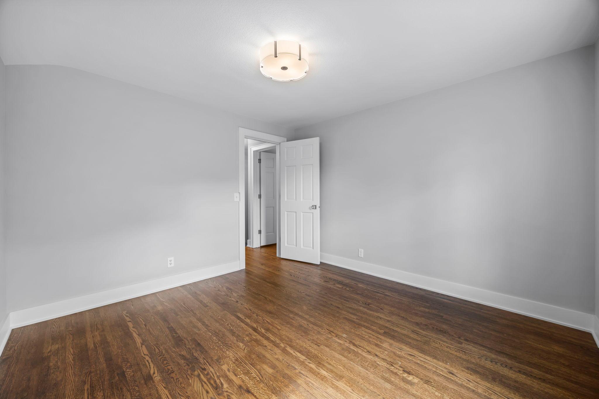 Minneapolis, Minnesota, 55435, United States, 5 Bedrooms Bedrooms, ,5 BathroomsBathrooms,Residential,Active,2014589