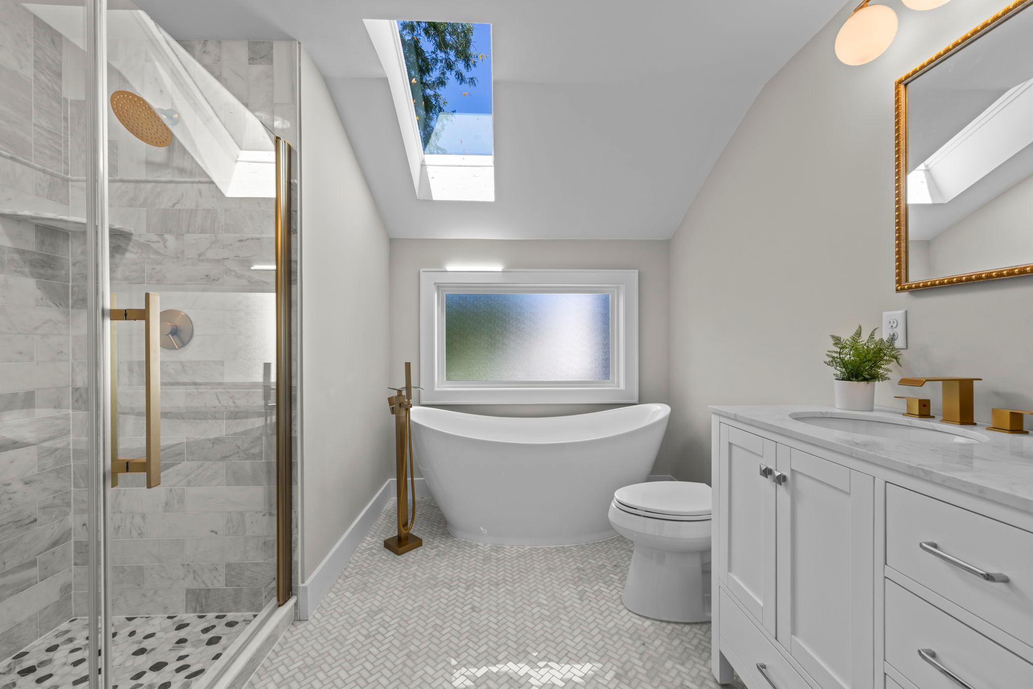 Minneapolis, Minnesota, 55435, United States, 5 Bedrooms Bedrooms, ,5 BathroomsBathrooms,Residential,Active,2014589