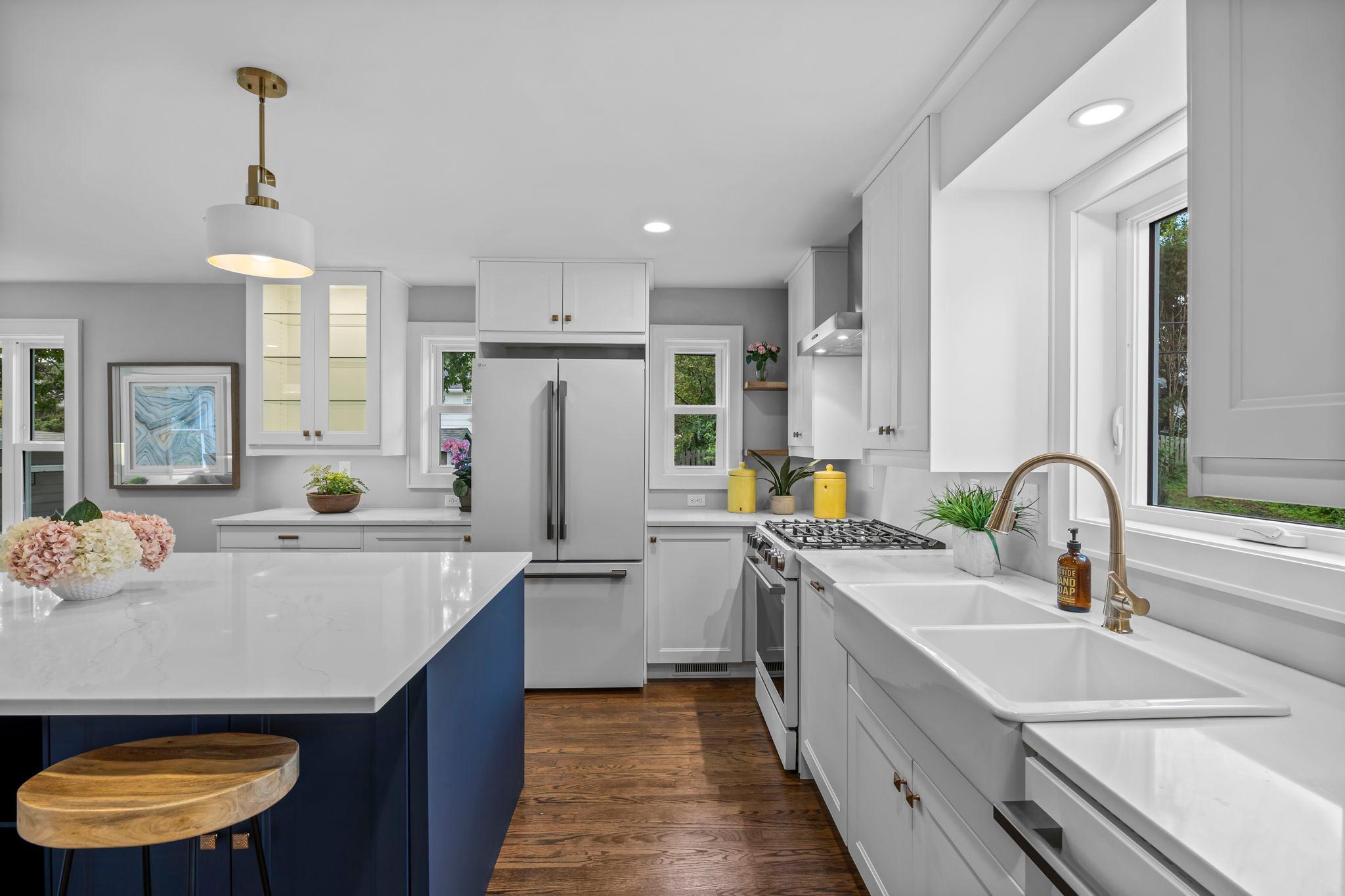Minneapolis, Minnesota, 55435, United States, 5 Bedrooms Bedrooms, ,5 BathroomsBathrooms,Residential,Active,2014589