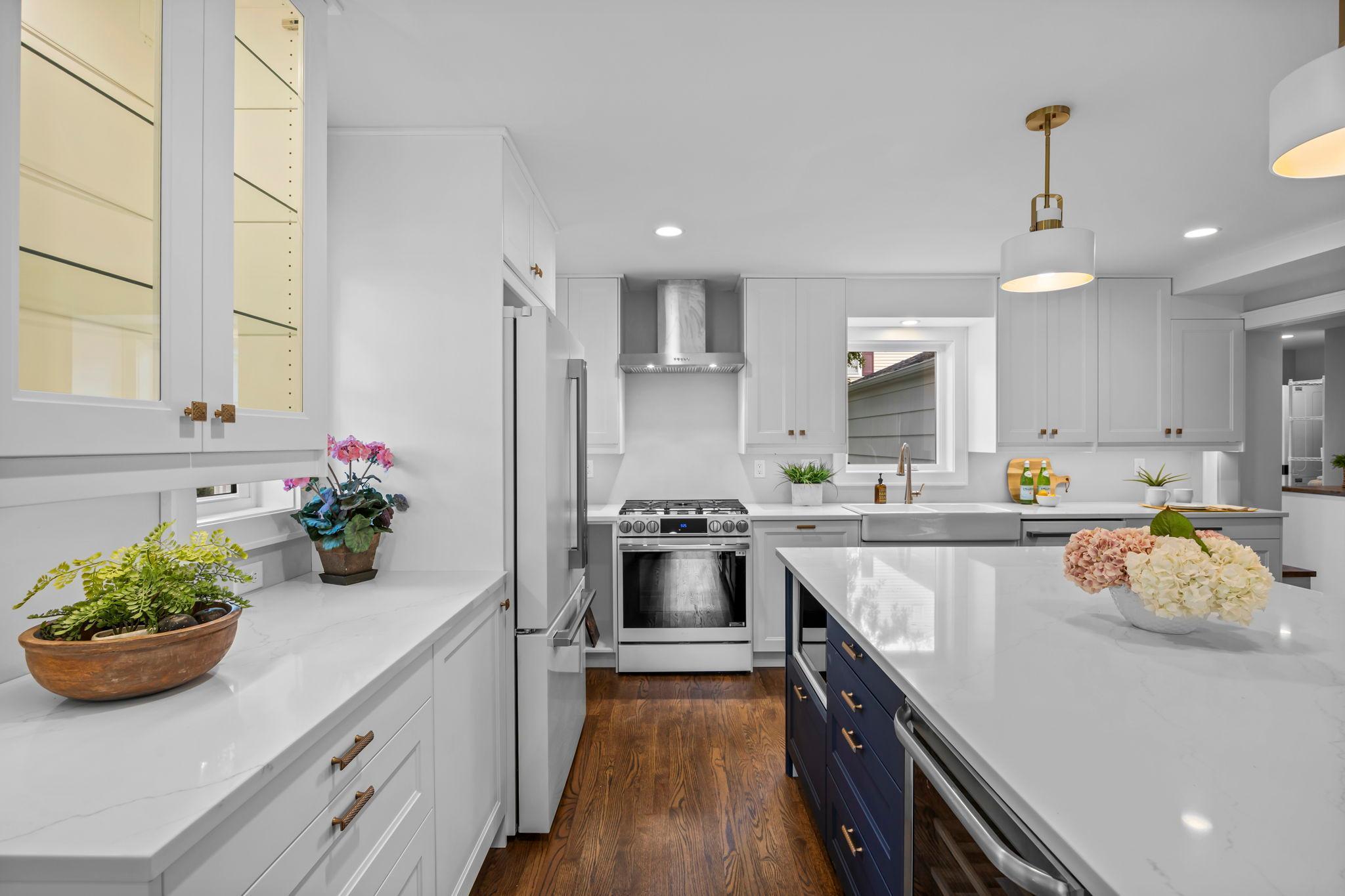 Minneapolis, Minnesota, 55435, United States, 5 Bedrooms Bedrooms, ,5 BathroomsBathrooms,Residential,Active,2014589