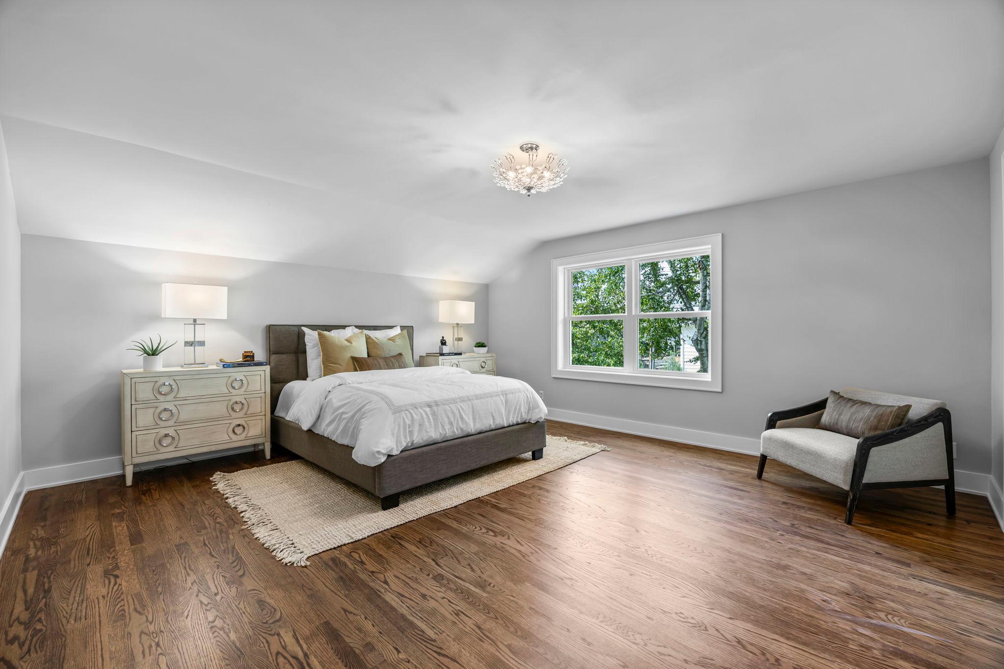Minneapolis, Minnesota, 55435, United States, 5 Bedrooms Bedrooms, ,5 BathroomsBathrooms,Residential,Active,2014589