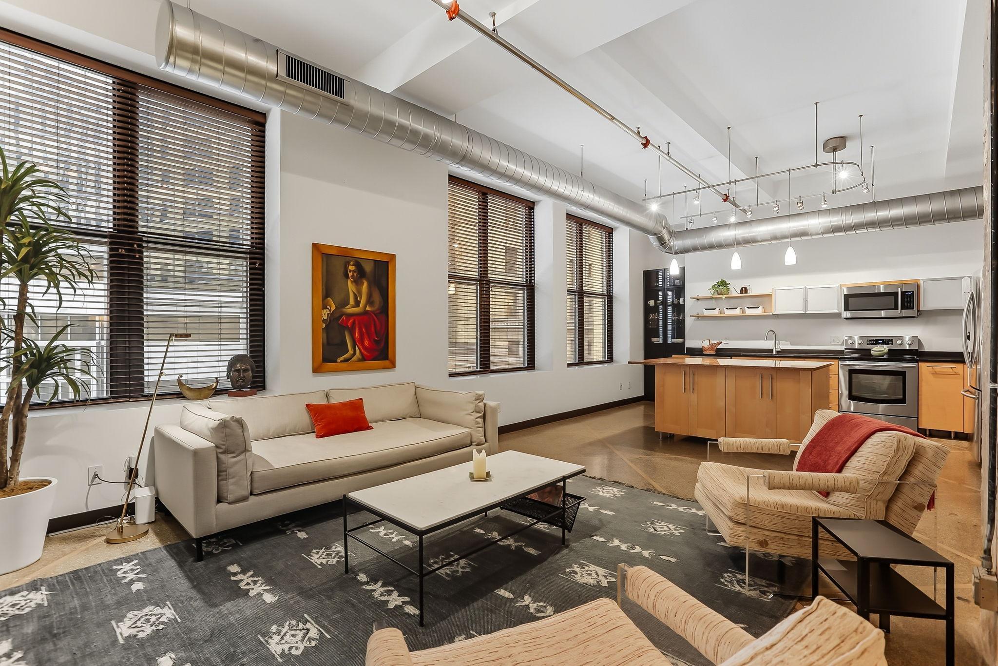 350 Saint Peter Street 308