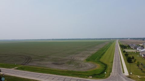 NA NA Moorhead MN 56560