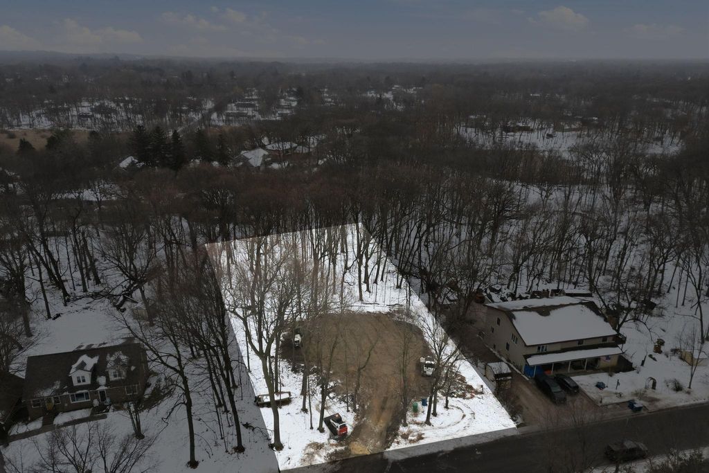 Photo of 25725 Birch Bluff Road, Excelsior, MN 55331 (MLS # 7003572)