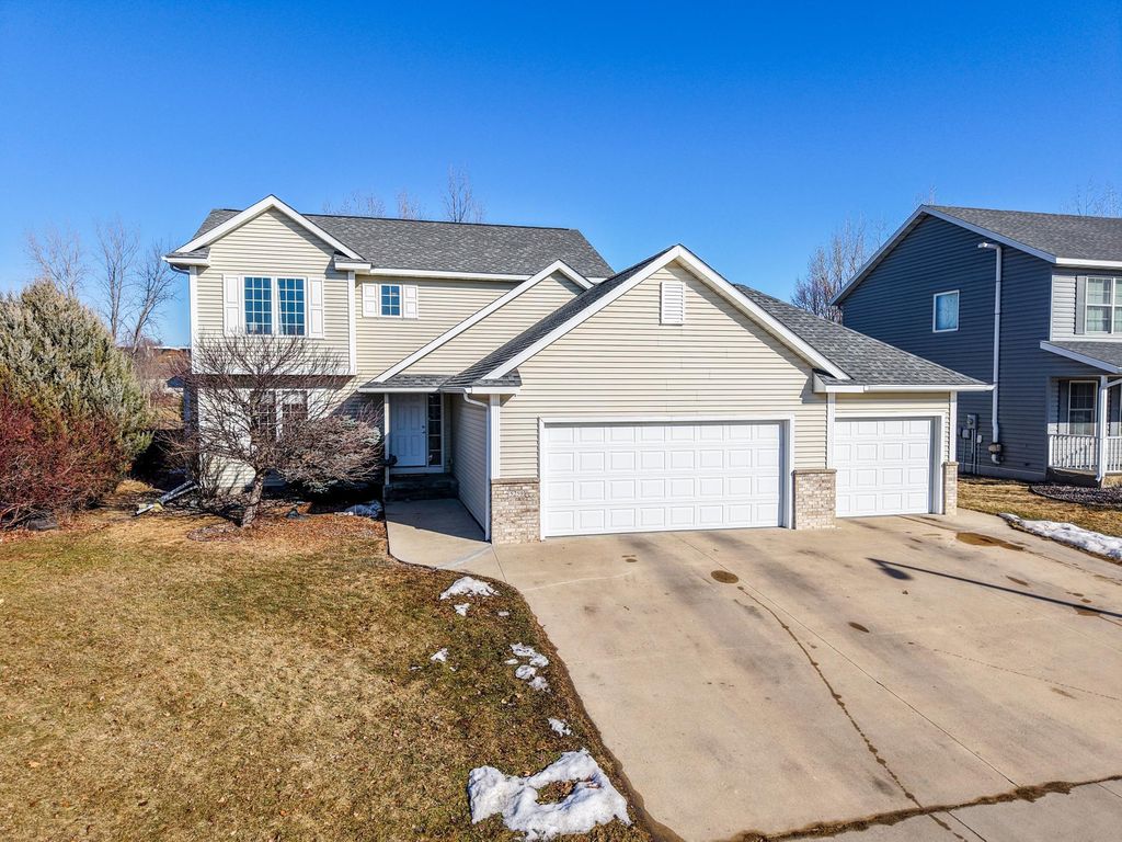 Photo of 5259 Florence Dr NW Dr, Rochester, MN 55901 (MLS # 7004328)