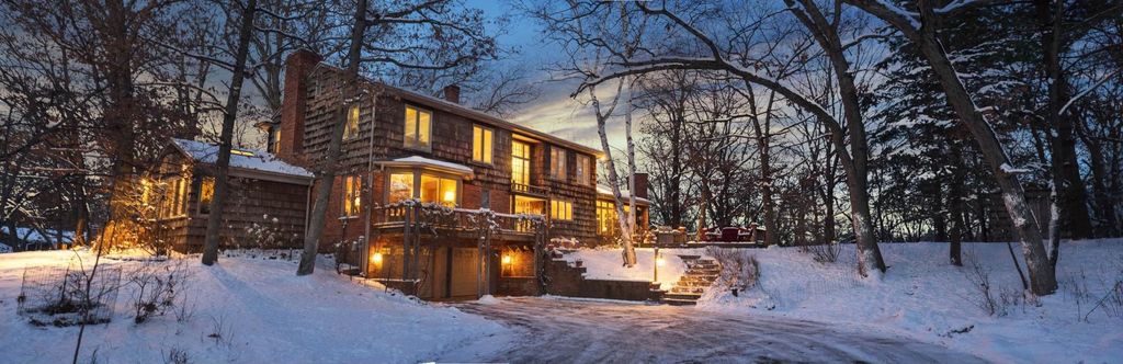 Photo of 2 Crocus Lane, North Oaks, MN 55127 (MLS # 6797565)