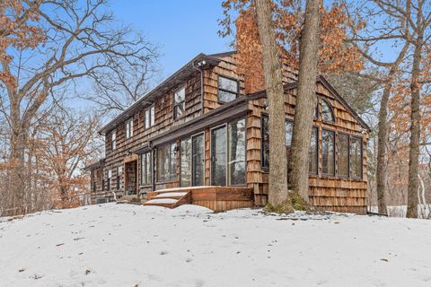 2 Crocus Lane North Oaks MN 55127