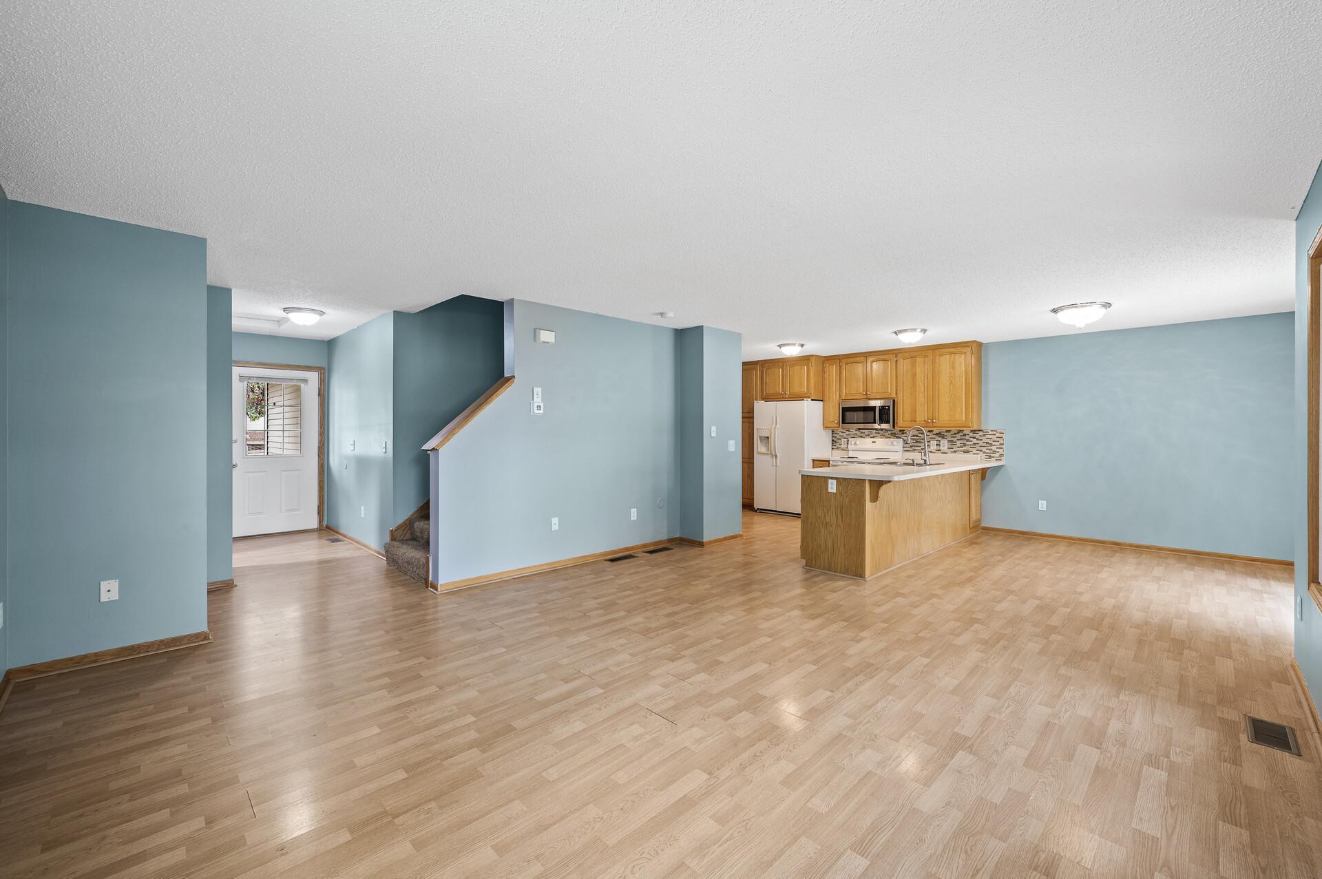 1011 6th Avenue NE