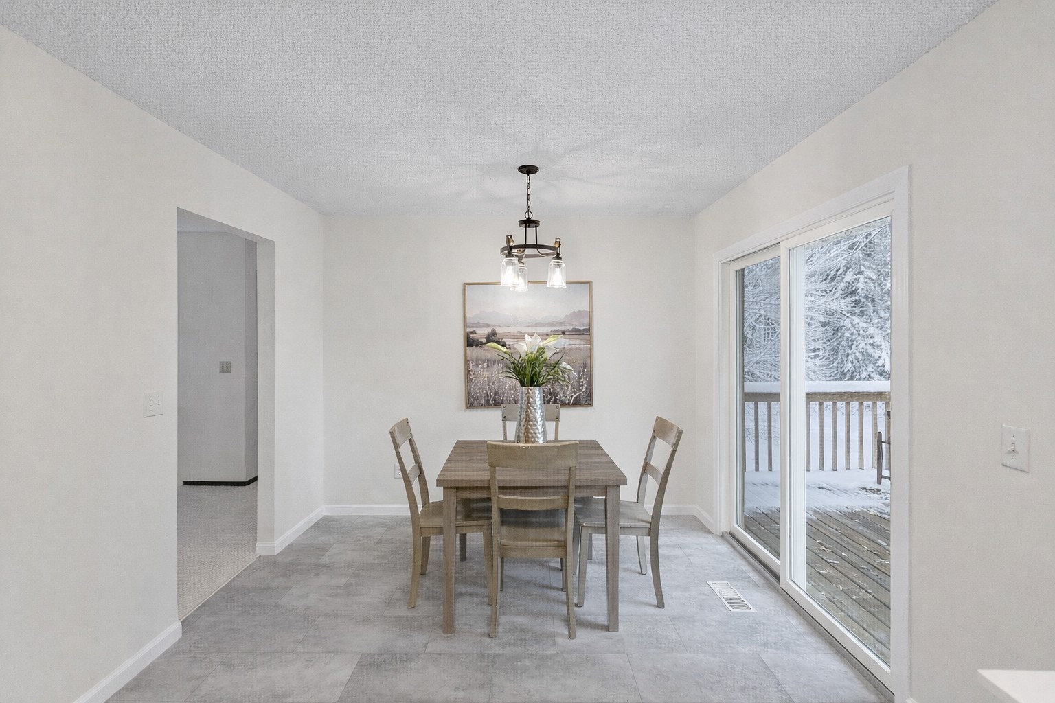 20420 Hughes Avenue W