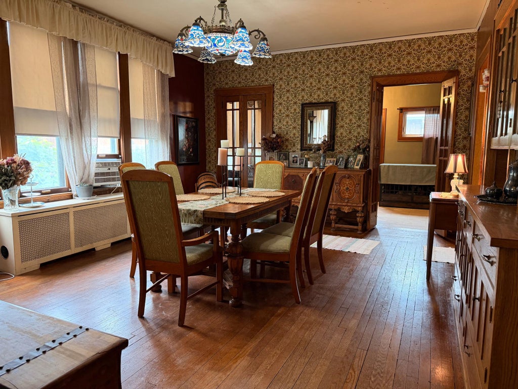 Photo of 422 S Broadway Street, New Ulm, MN 56073 (MLS # 7096594)