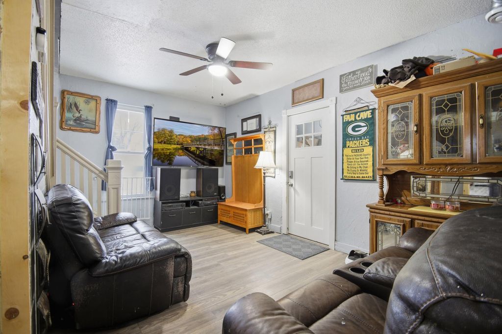 Photo of 309 Grove Street, Lyle, MN 55953 (MLS # 7006230)