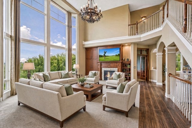 4544 Bluebell Trail N