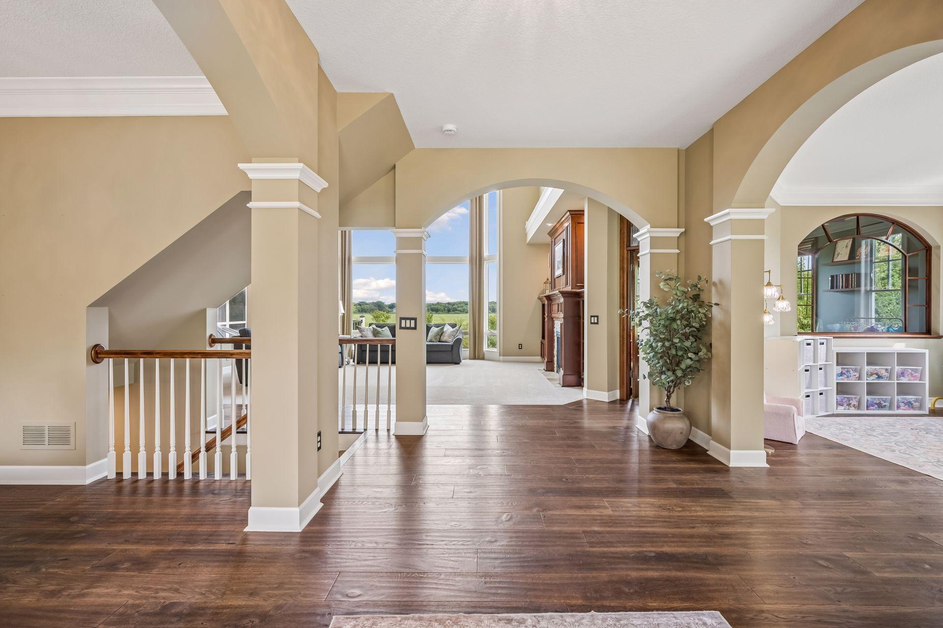 4544 Bluebell Trail N