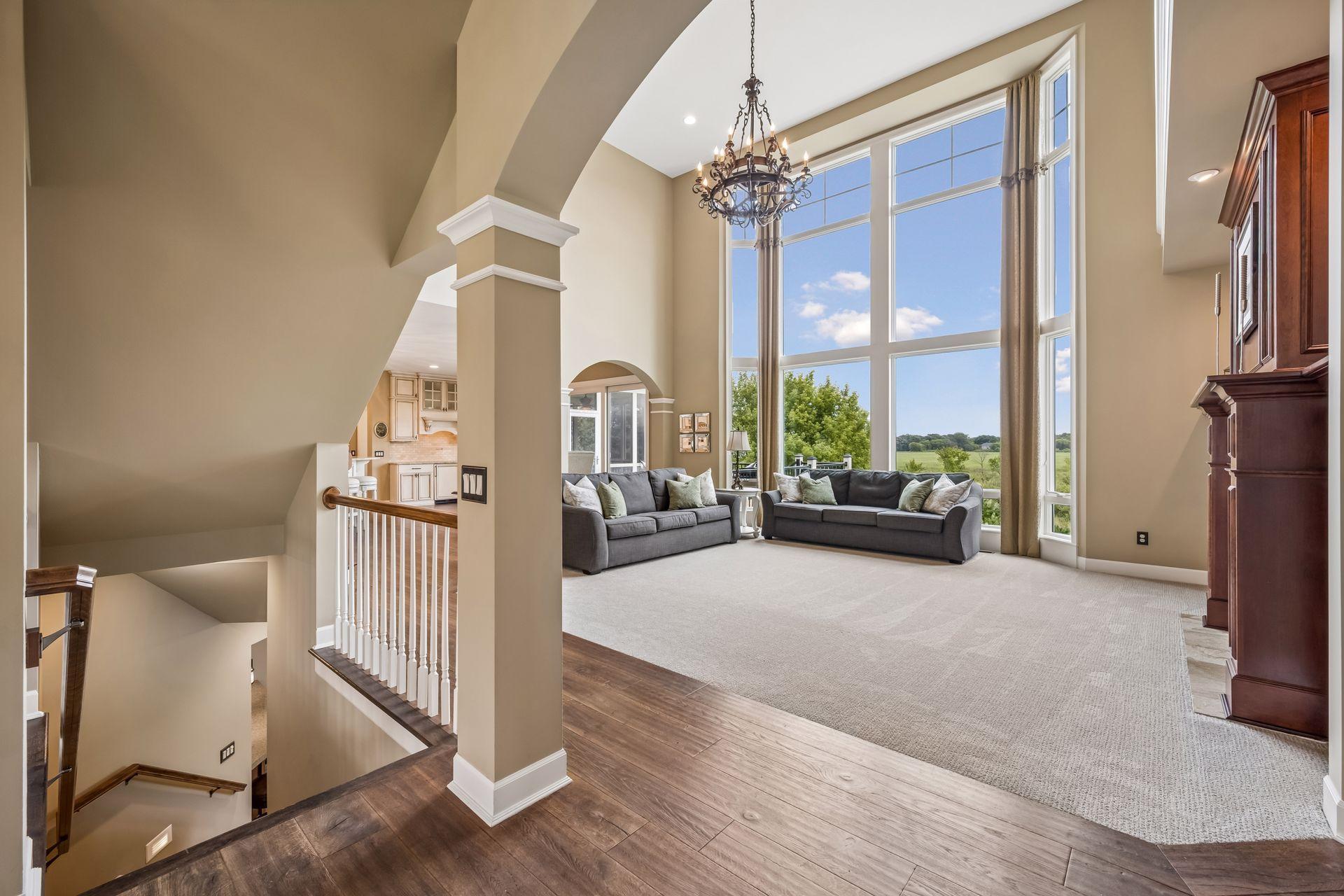 4544 Bluebell Trail N