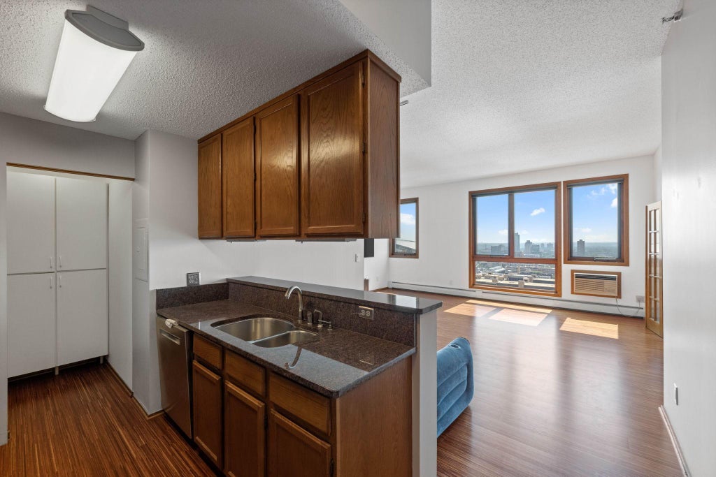 Photo of 433 S 7th Street #2308, Minneapolis, MN 55415 (MLS # 7141547)