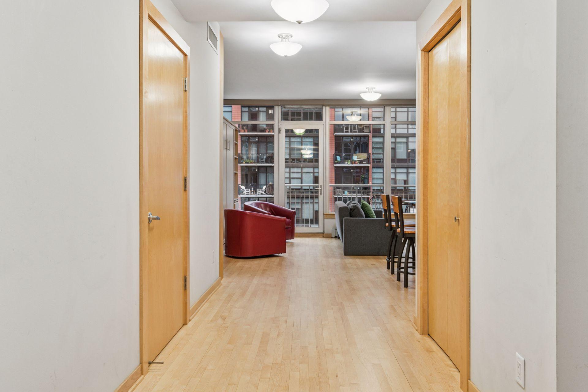 215 10th Avenue S 533