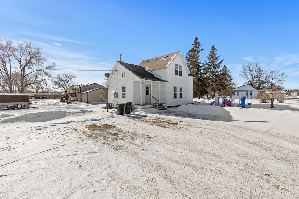 Photo of 201 7th Street SW, Little Falls, MN 56345 (MLS # 7041775)