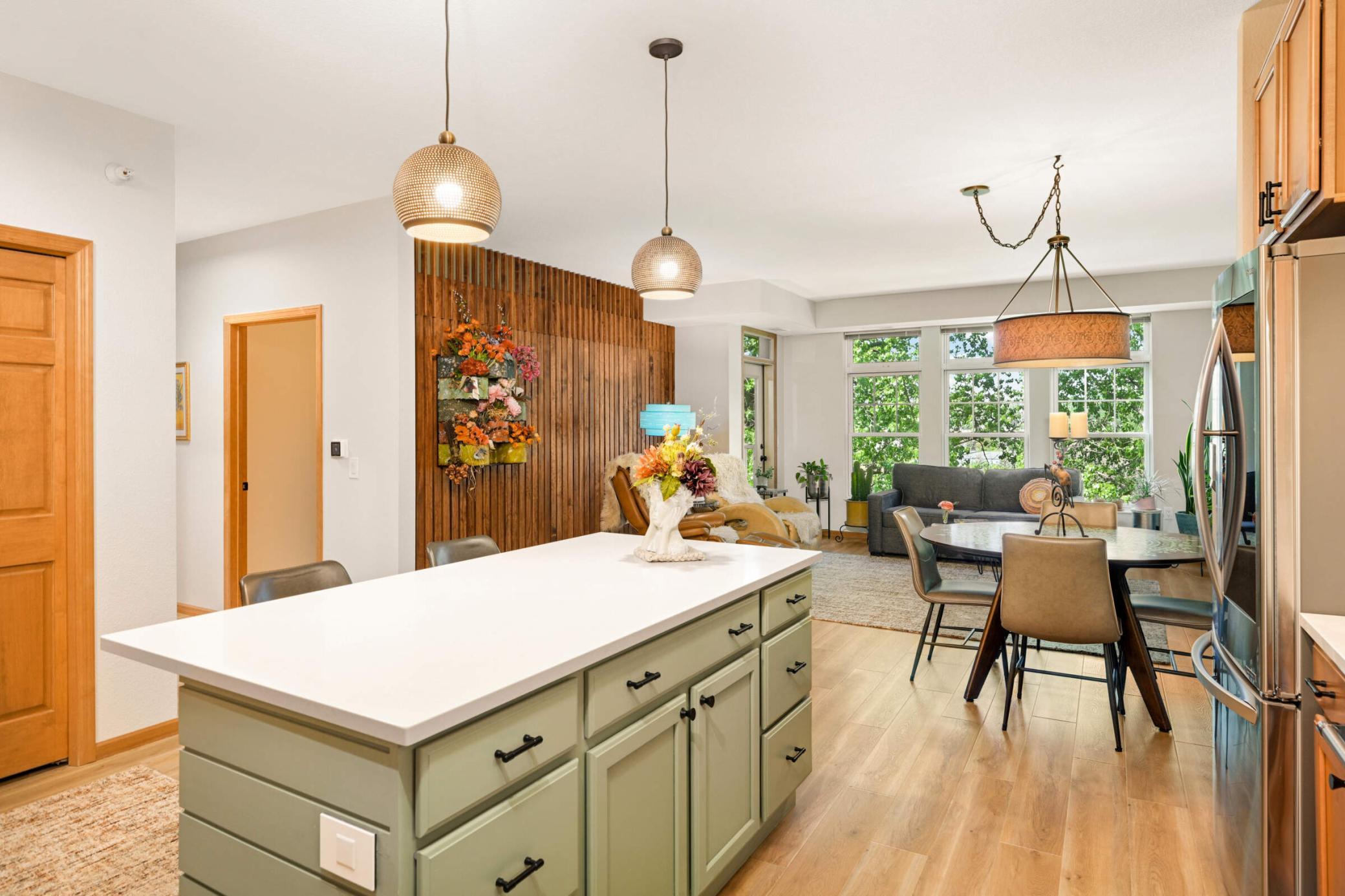 7100 Metro Boulevard 415