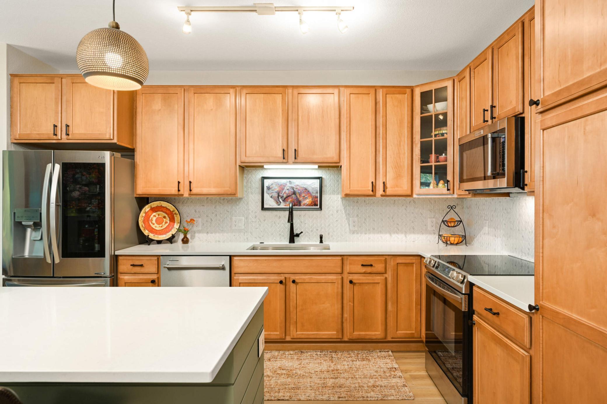 7100 Metro Boulevard 415