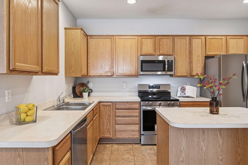 Photo of 19708 Meadowlark Way #214, Farmington, MN 55024 (MLS # 7000372)