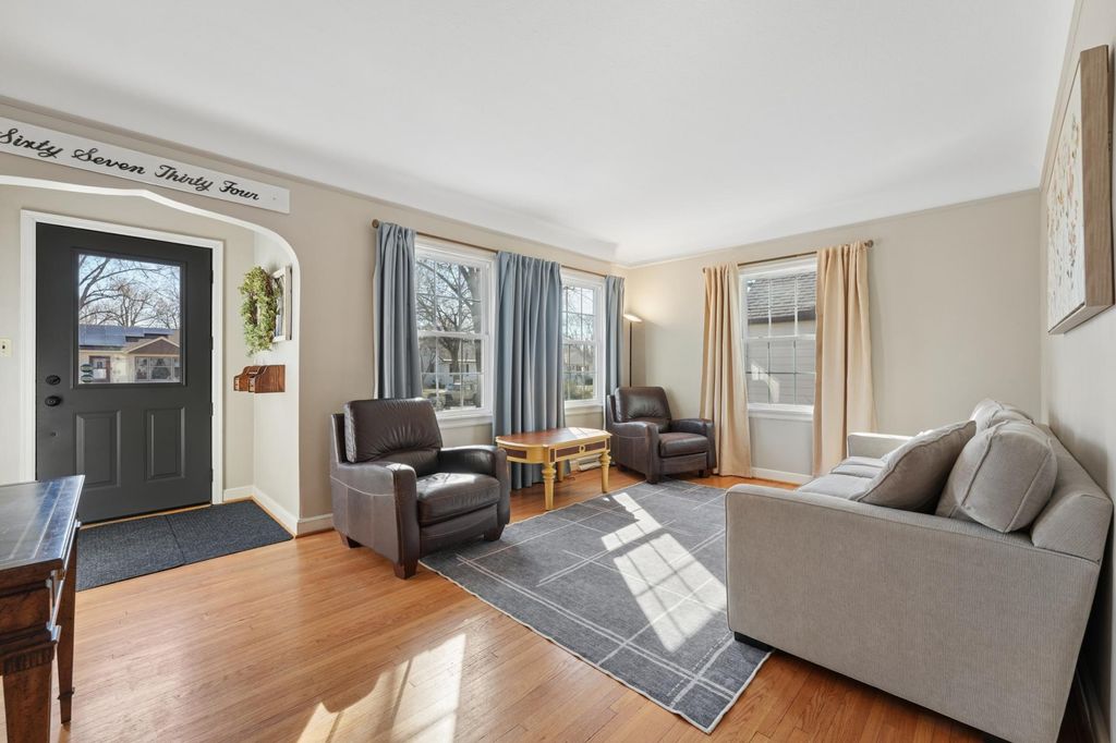 Photo of 6734 Russell Avenue S, Richfield, MN 55423 (MLS # 7041480)