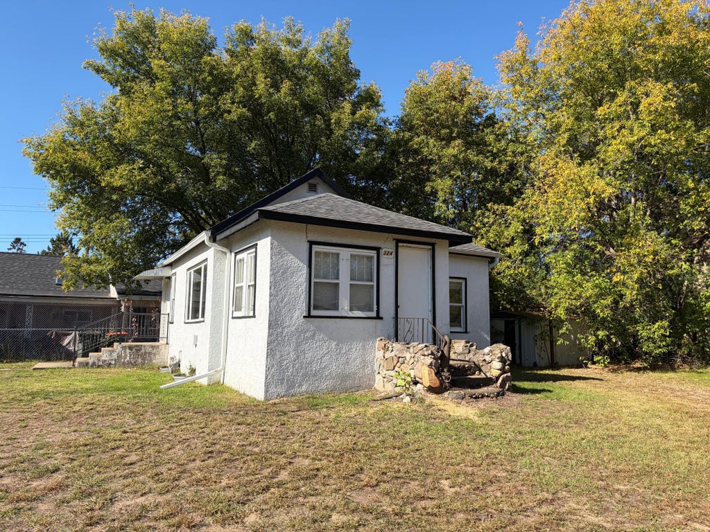 Photo of 324 SW 4th Street, Brainerd, MN 56401 (MLS # 7157357)