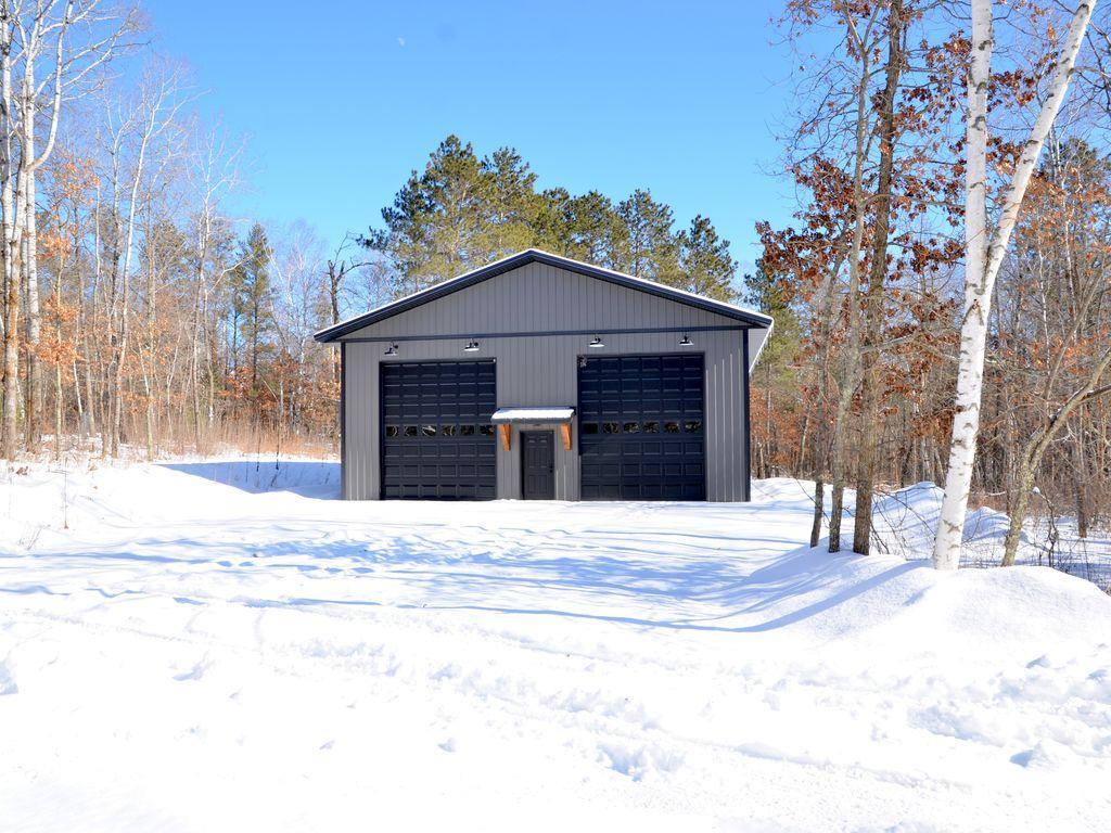 21606 Elmwood Circle