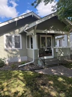 Photo of 2089 Randolph Avenue, Saint Paul, MN 55105 (MLS # 7151541)