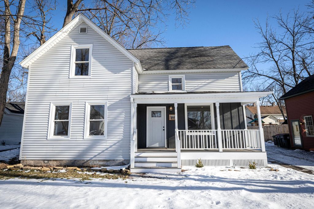Photo of 312 3rd Street N, Hudson, WI 54016 (MLS # 7008278)