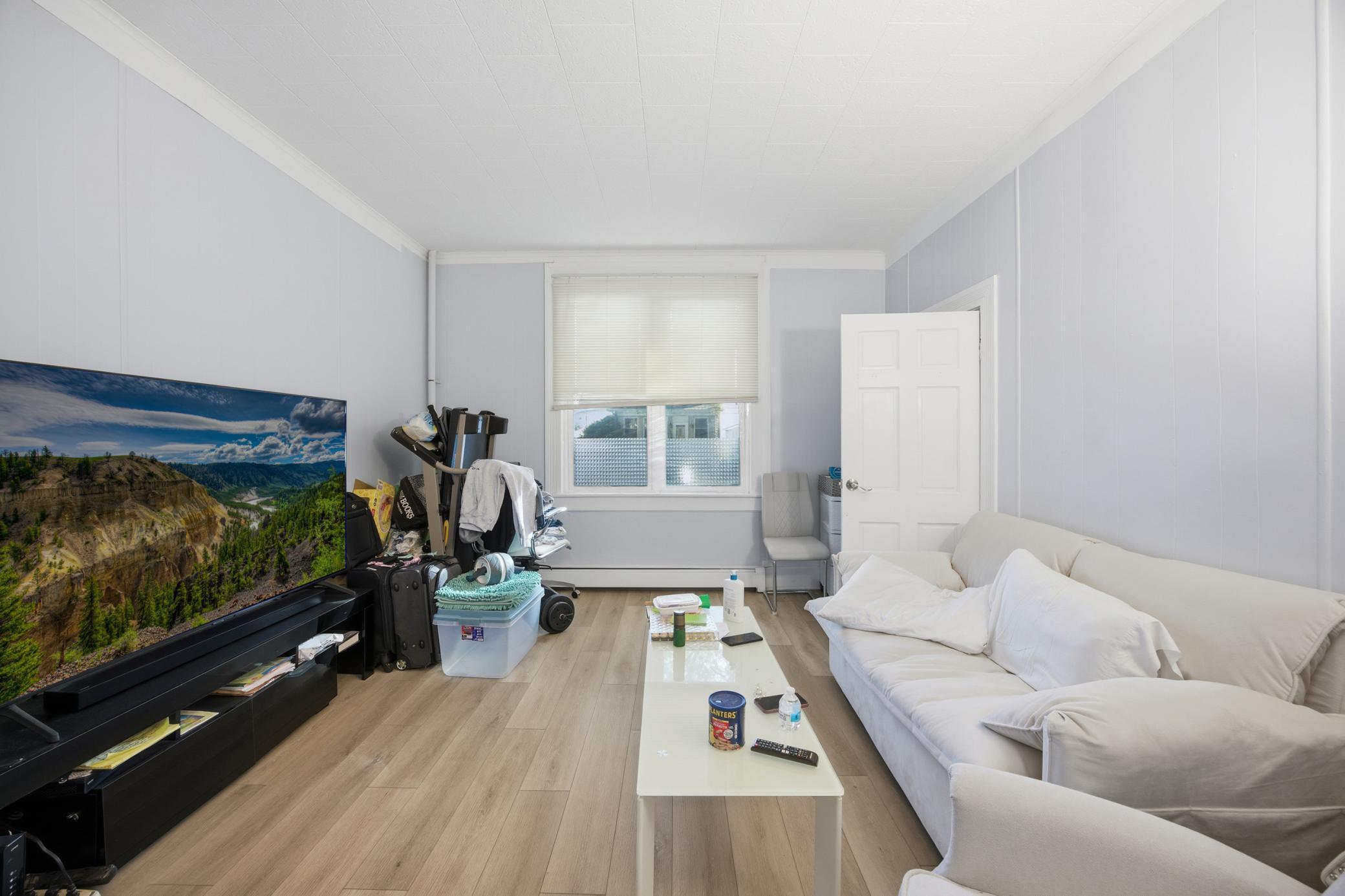 873 Sherburne Avenue