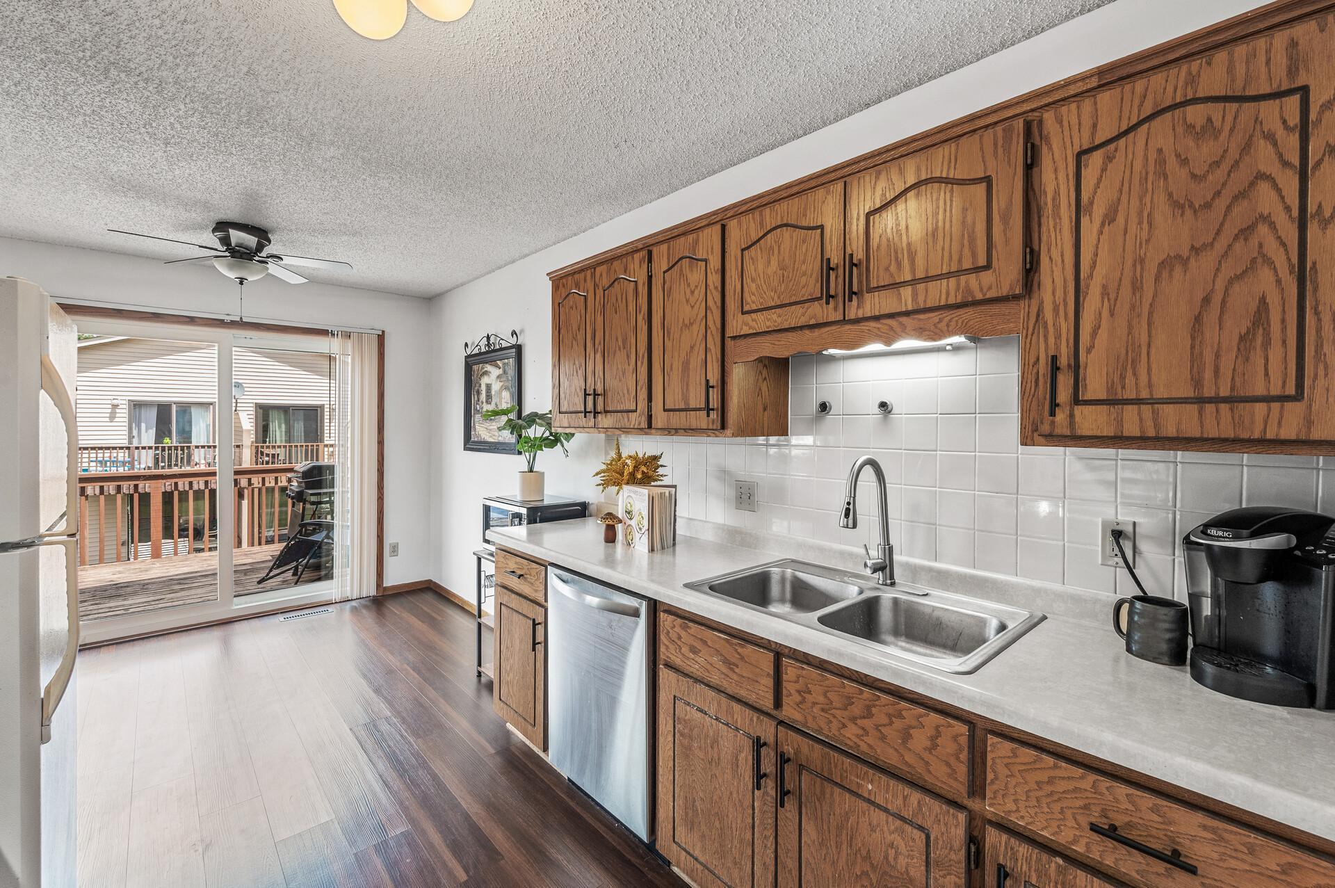 5743 Otter View Trail