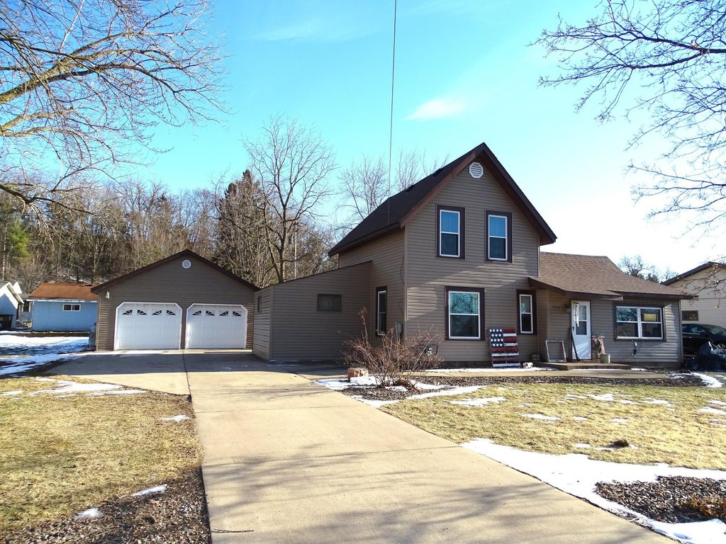 Photo of 1311 E Prospect Street, Durand, WI 54736 (MLS # 7025791)
