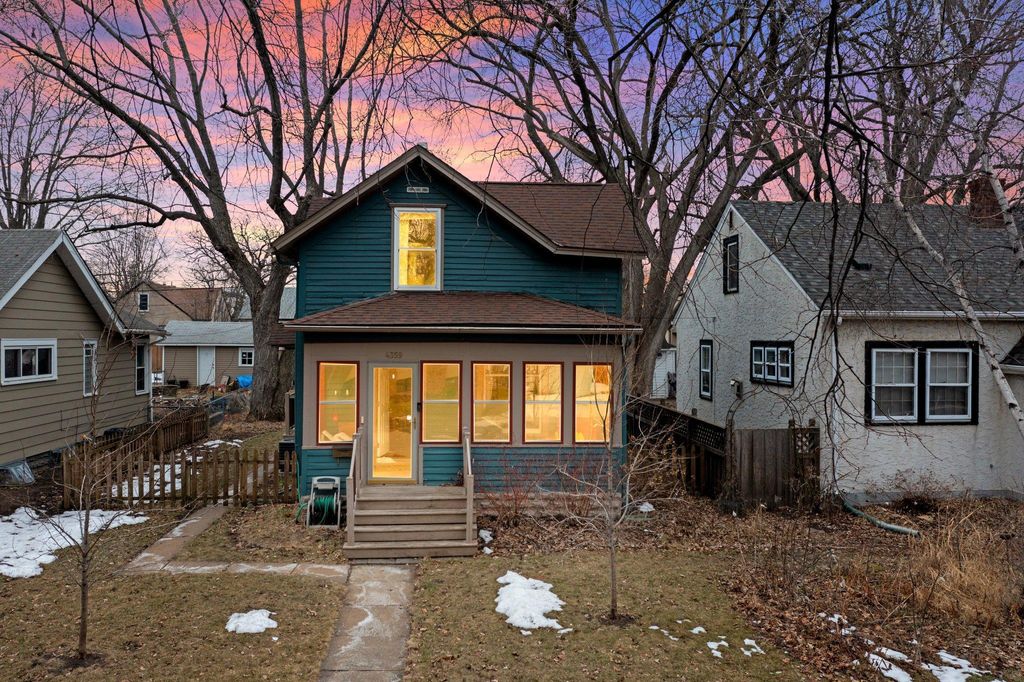 Photo of 4359 Russell Avenue N, Minneapolis, MN 55412 (MLS # 7014403)