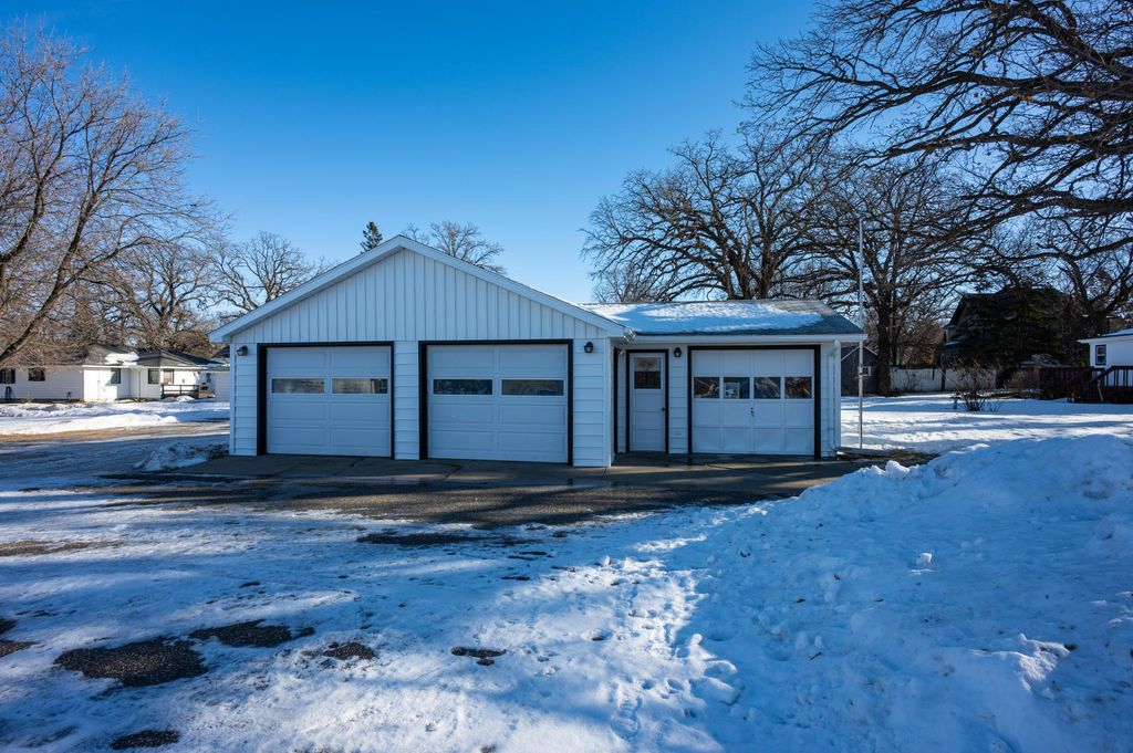 Photo of 509 7th Avenue E, Alexandria, MN 56308 (MLS # 7008676)