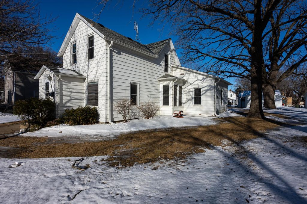 Photo of 509 7th Avenue E, Alexandria, MN 56308 (MLS # 7008676)