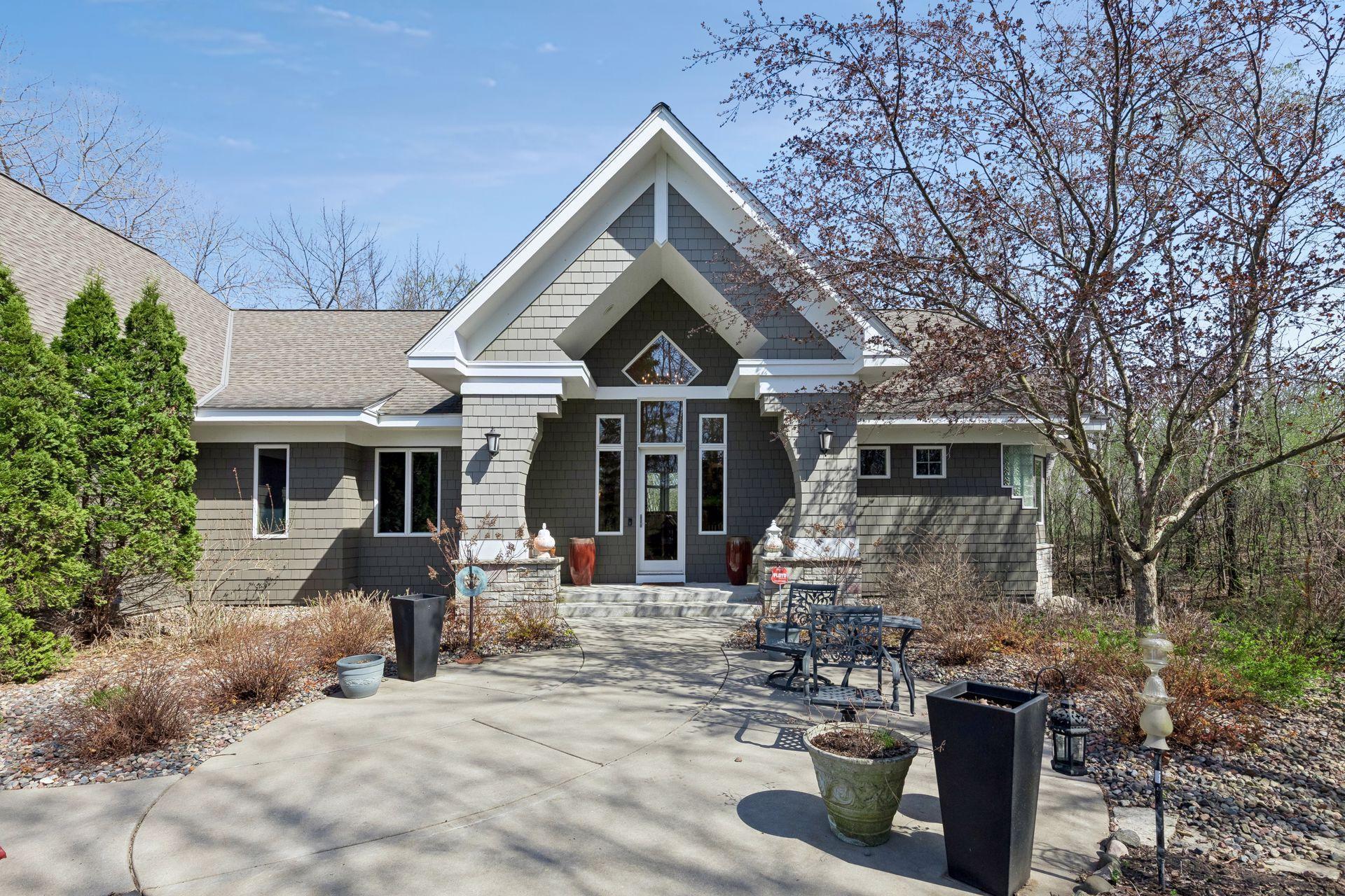 23171 Woodland Ridge Drive