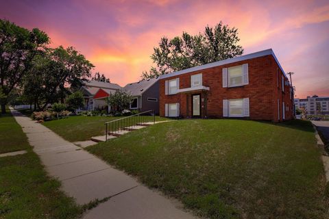 2236 Pinehurst Avenue Saint Paul MN 55116