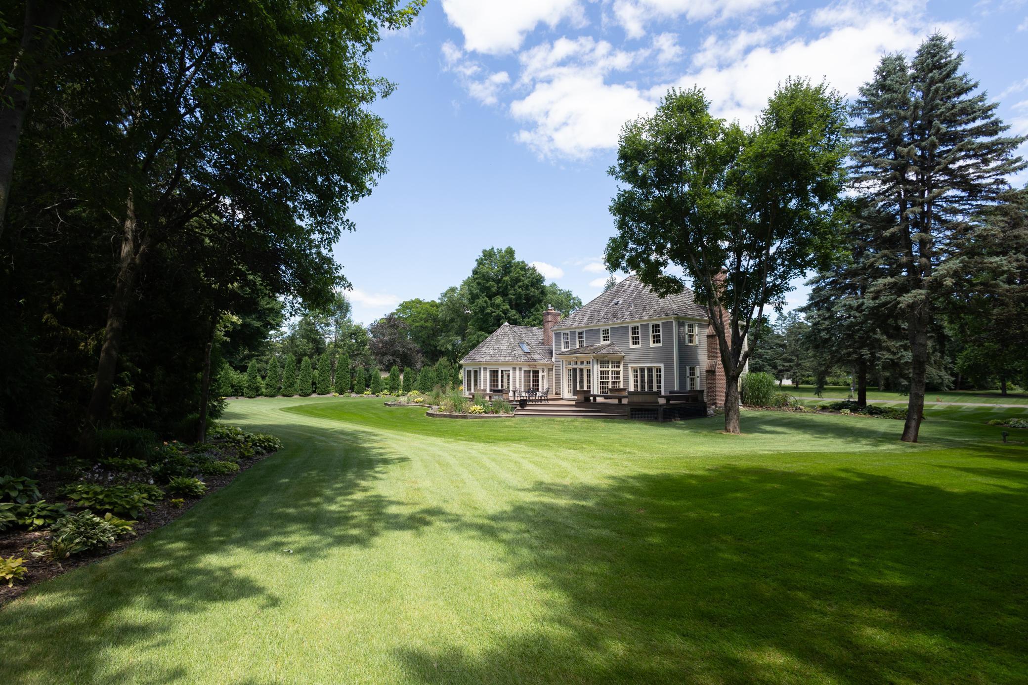 9 Larkspur Lane