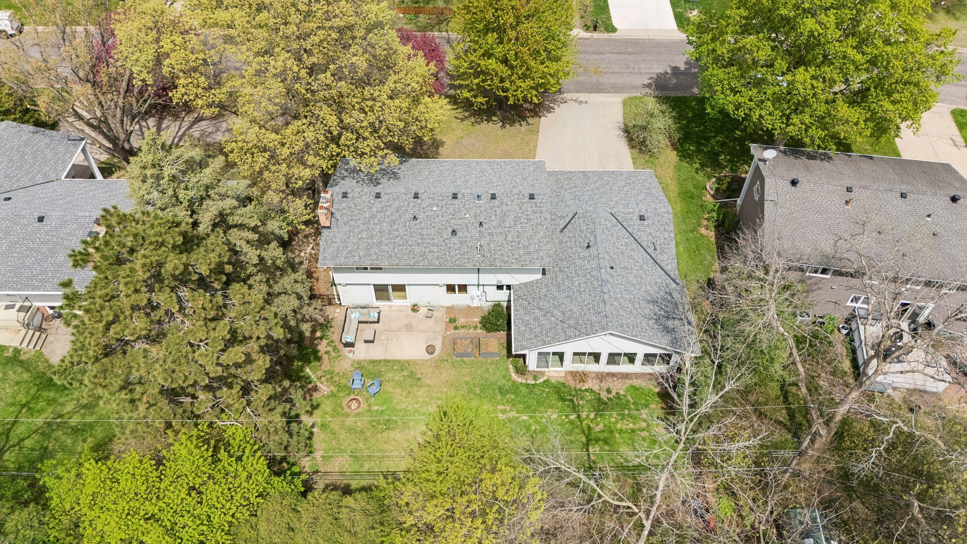 8817 Westmoreland Lane