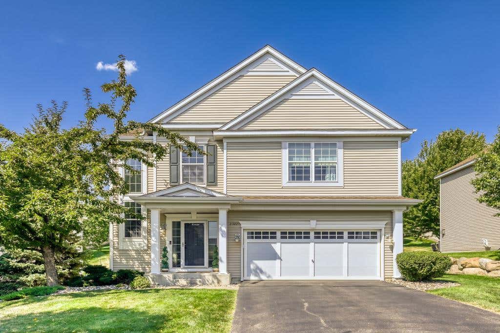 Photo of 2321 Woodcrest Drive, Woodbury, MN 55129 (MLS # 7128450)
