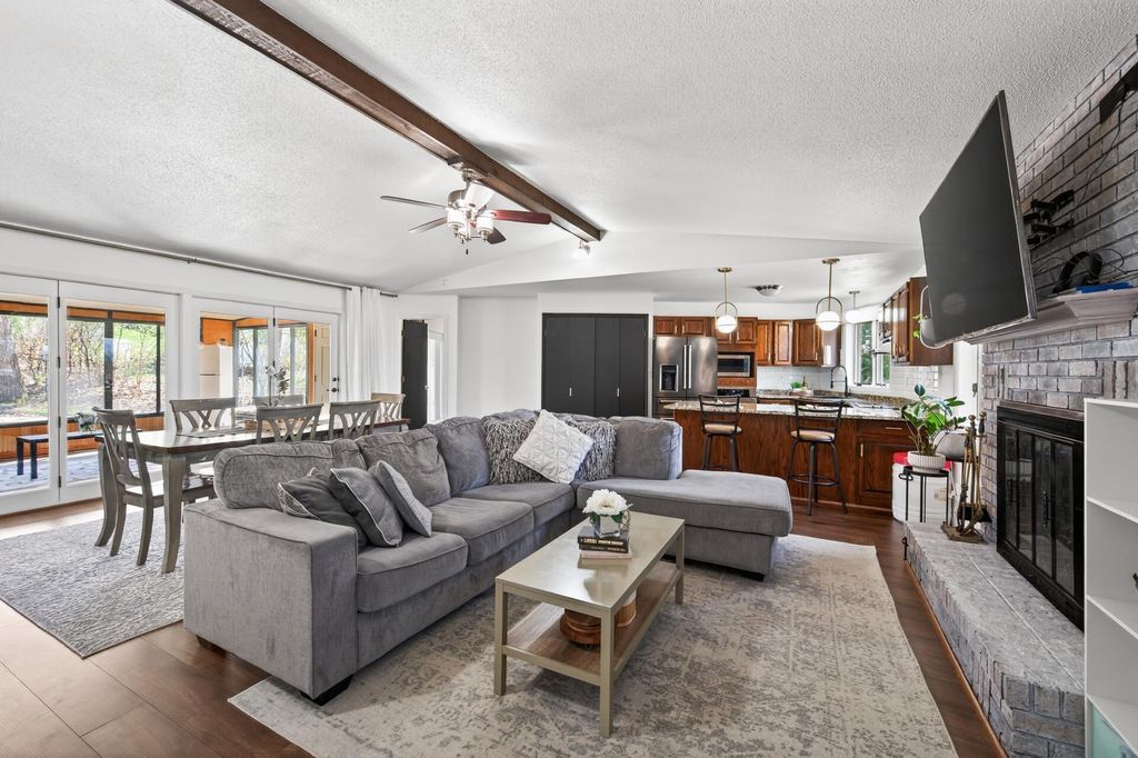 Photo of 6109 27th Street N, Oakdale, MN 55128 (MLS # 7062093)