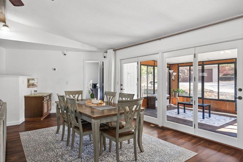 Photo of 6109 27th Street N, Oakdale, MN 55128 (MLS # 7062093)