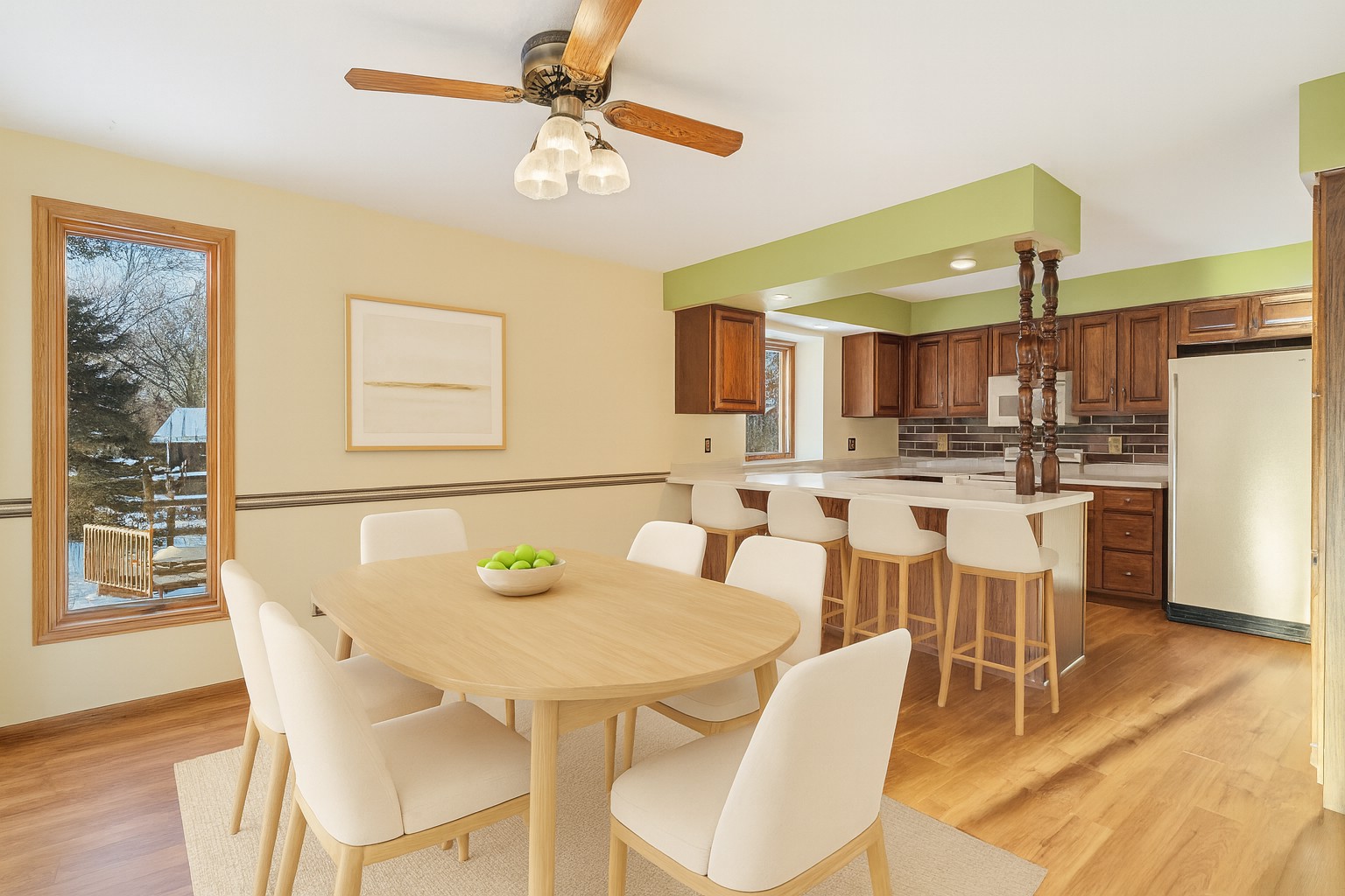 440 S River Hills Road