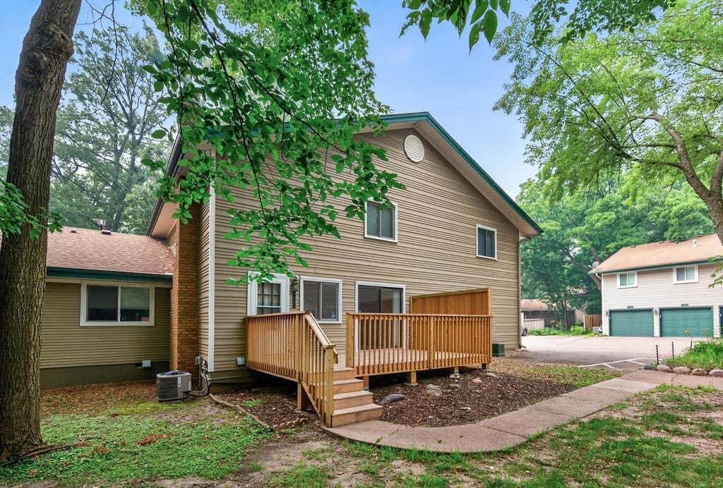 Photo of 2772 Upland Lane N, Plymouth, MN 55447 (MLS # 7041658)
