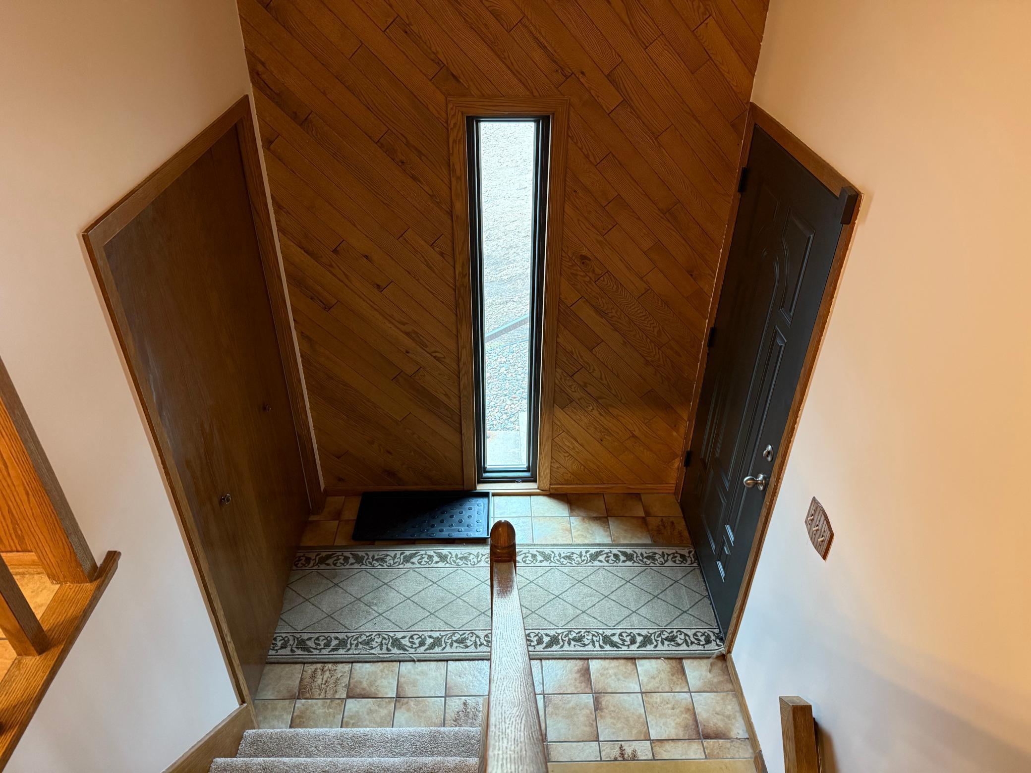 14618 Hampshire Place